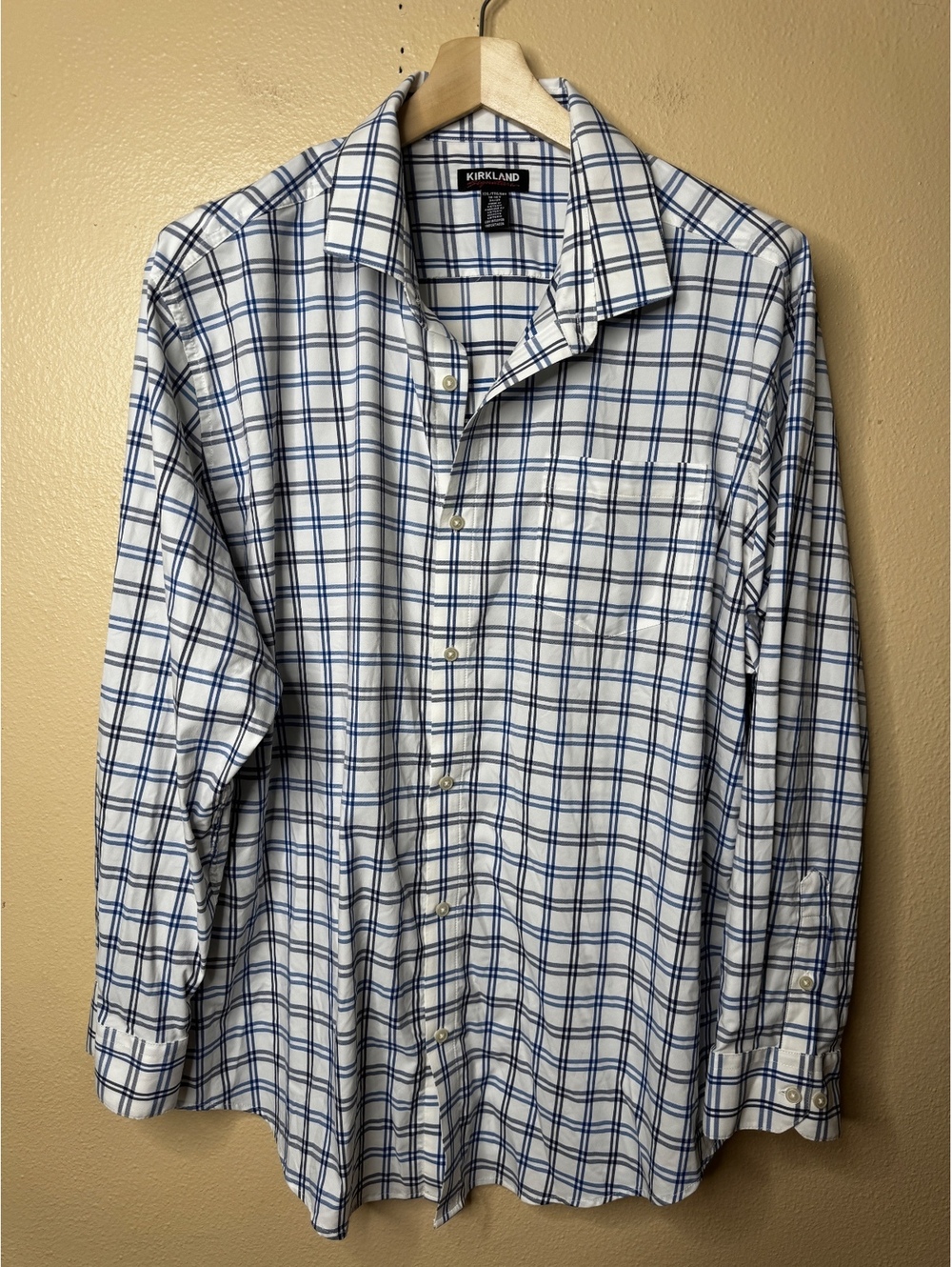 Kirkland Signature Men’s XXL Blue White Plaid Performance Sport Shirt Stretch